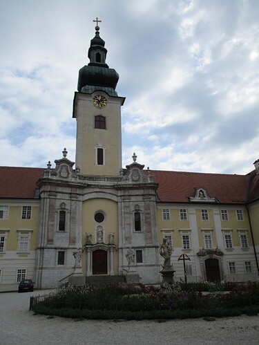 Seitenstetten Stift Kirche.jpg